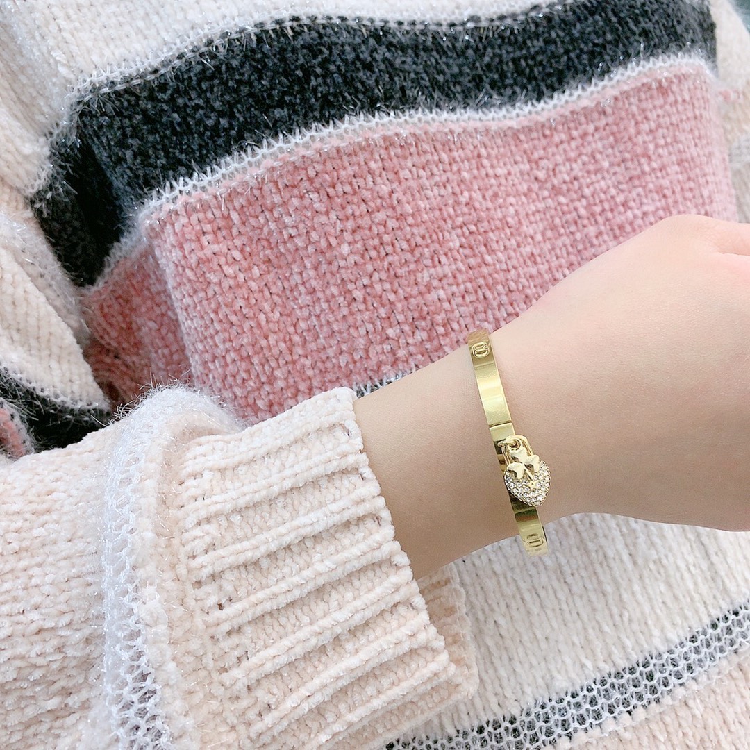 Dior diamond heart bracelet