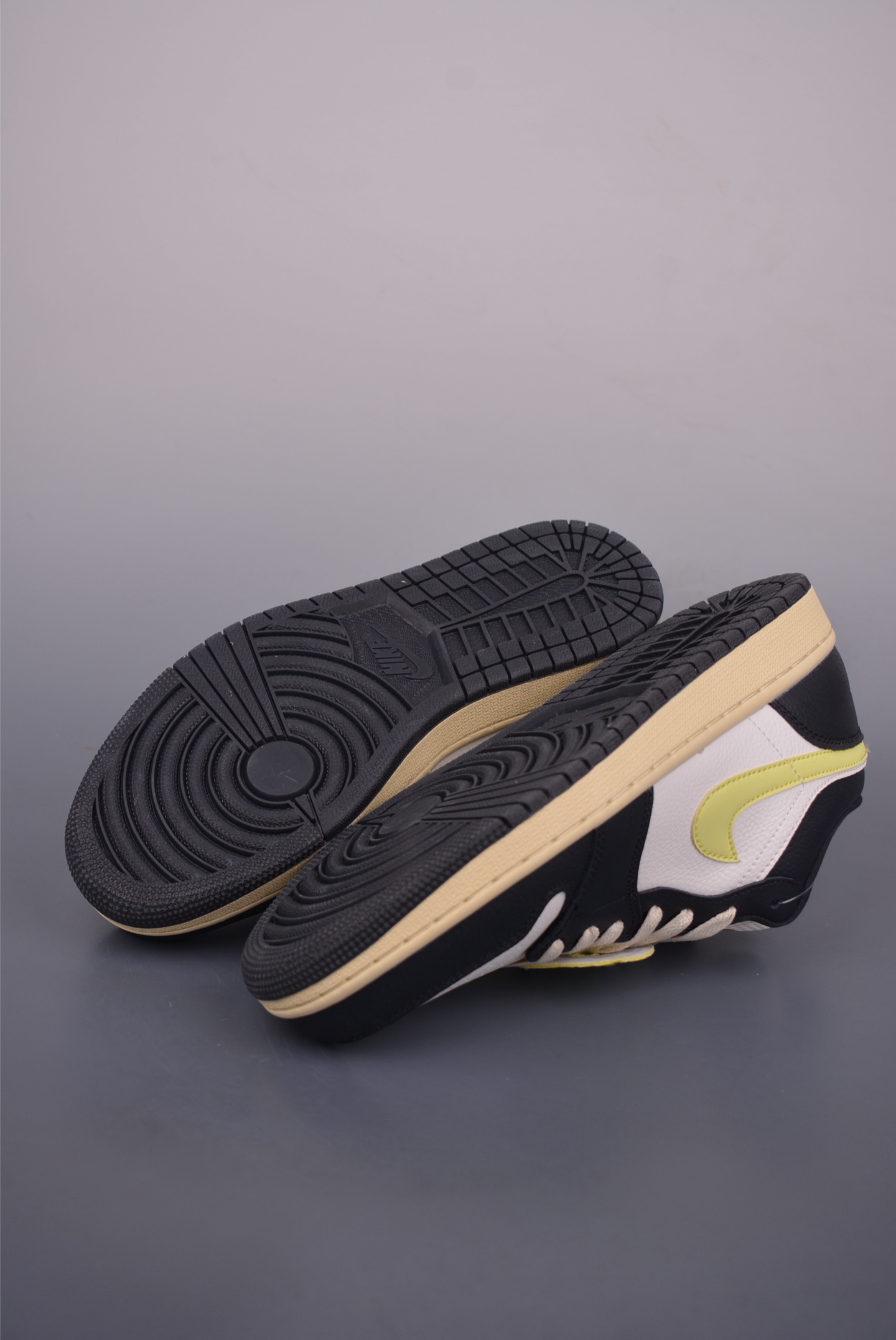 Air Jordan 1 Low 85th Anniversary Limited HQ3009-003