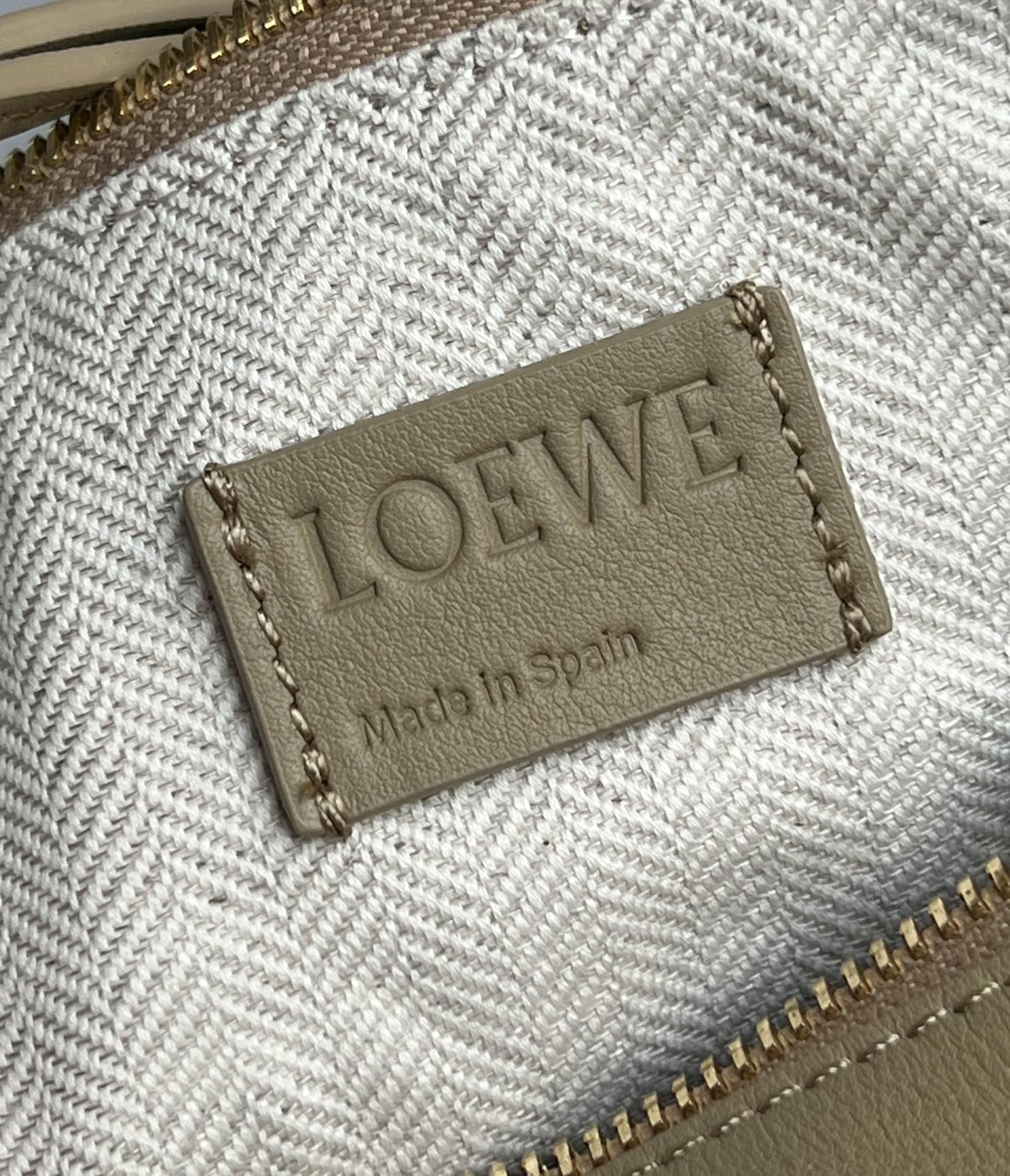 Loewe Hammock Underarm Bag 0687