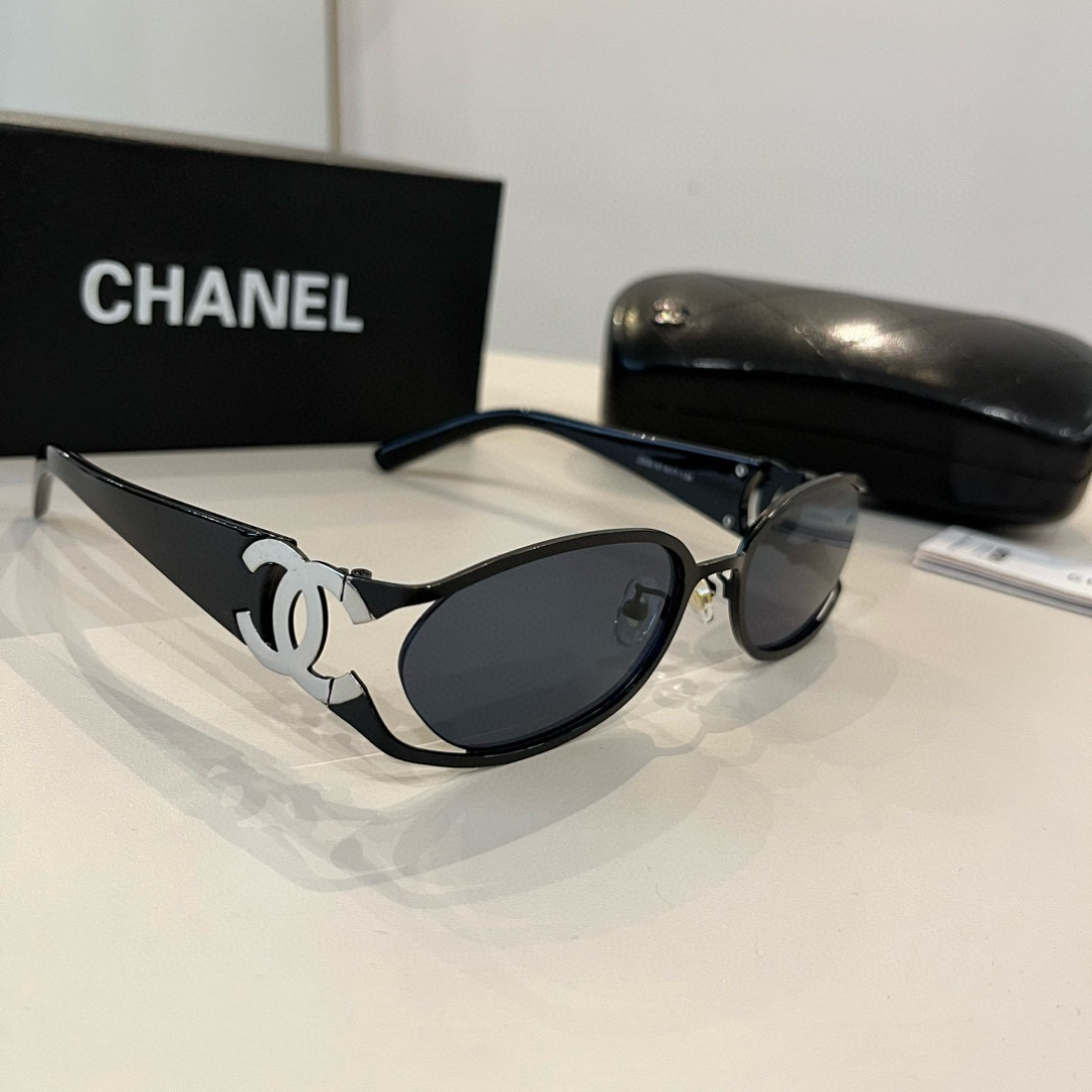 Chanel round frame sunglasses
