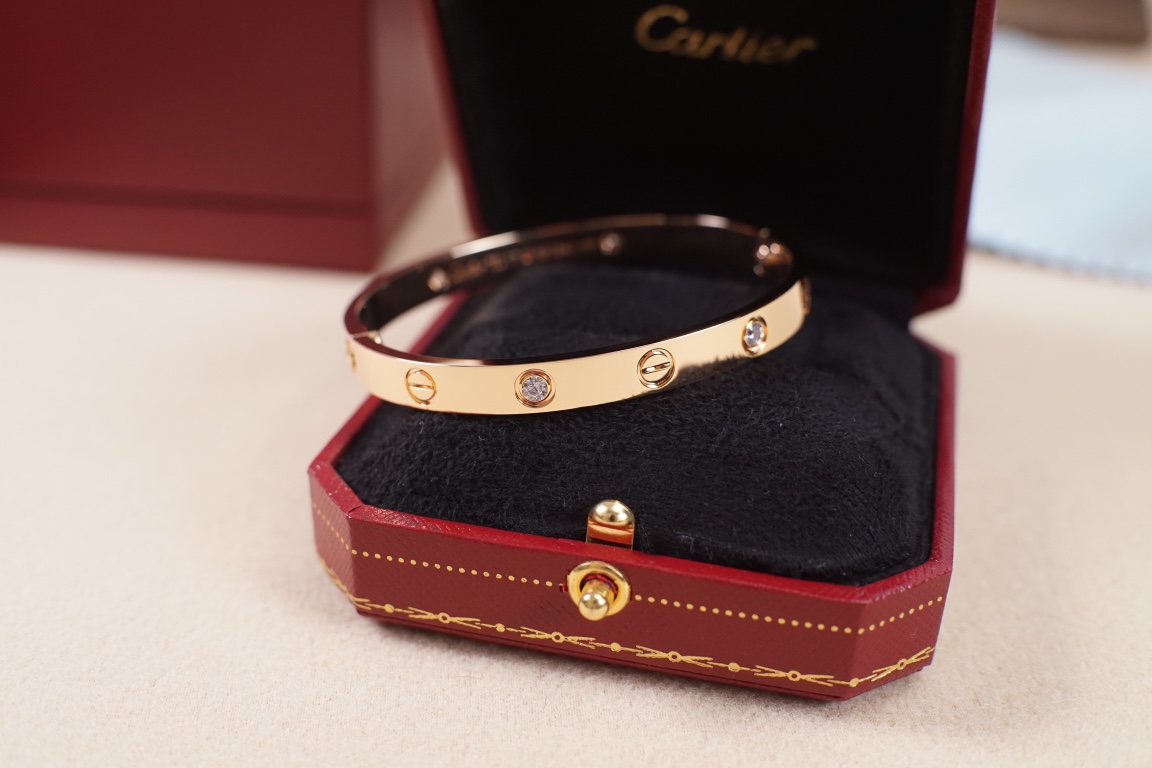Cartier love wide version four diamonds  bracelet
