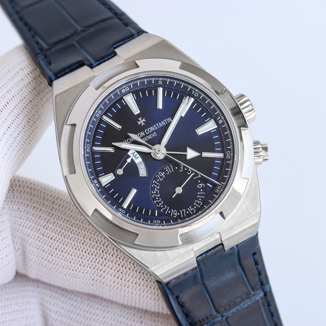 Vacheron Constantin Overseas Series Dual Time Zone Function Watch 7900V
