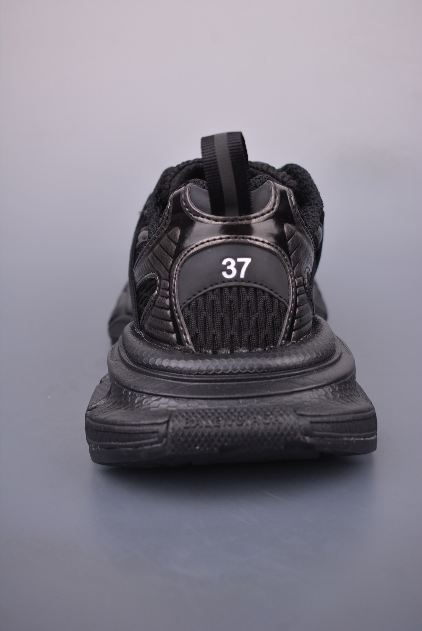 BALENCIAGA 3XL Sneakers 3+ 