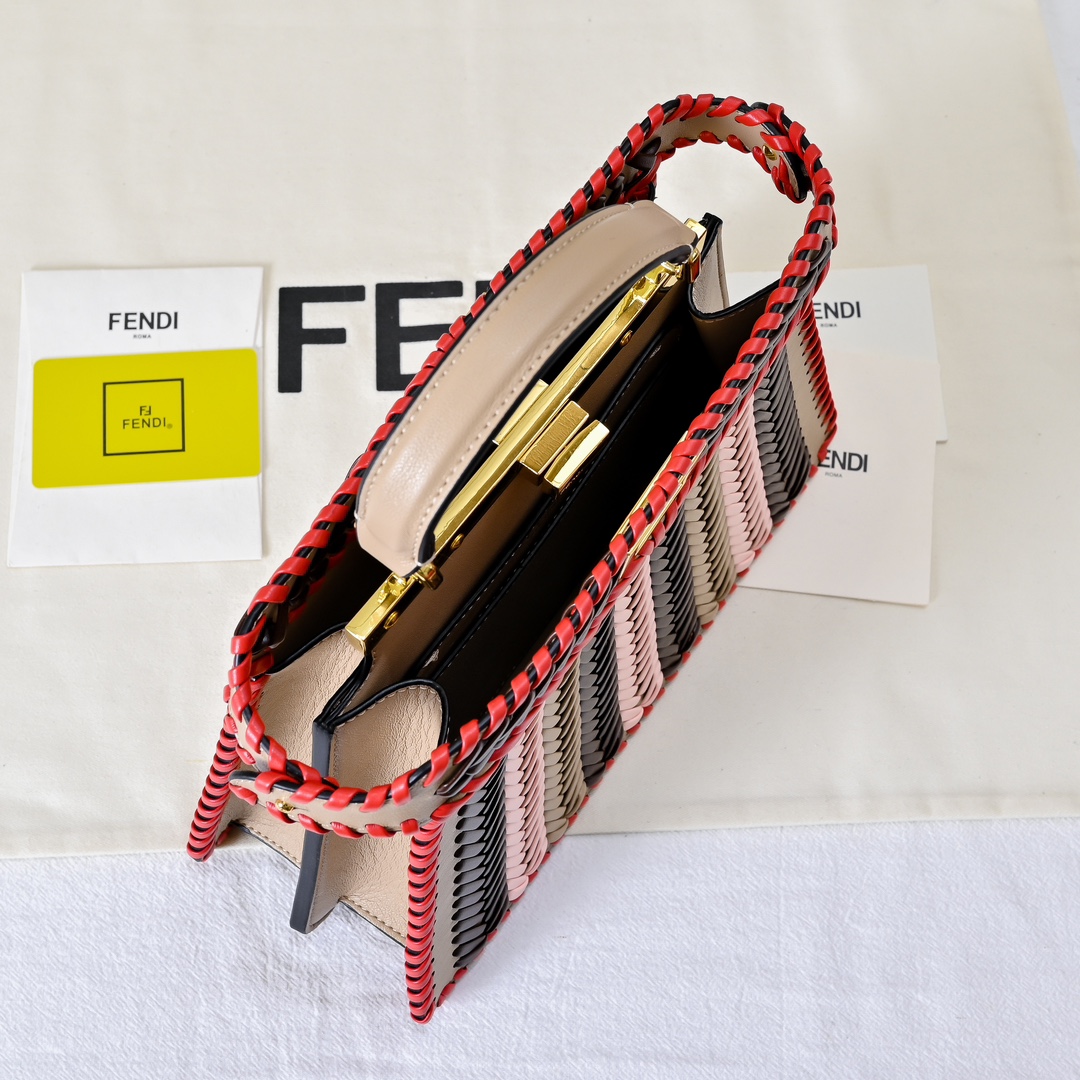 FENDI Iconic ekaboo ISeeU Large Bag 3374