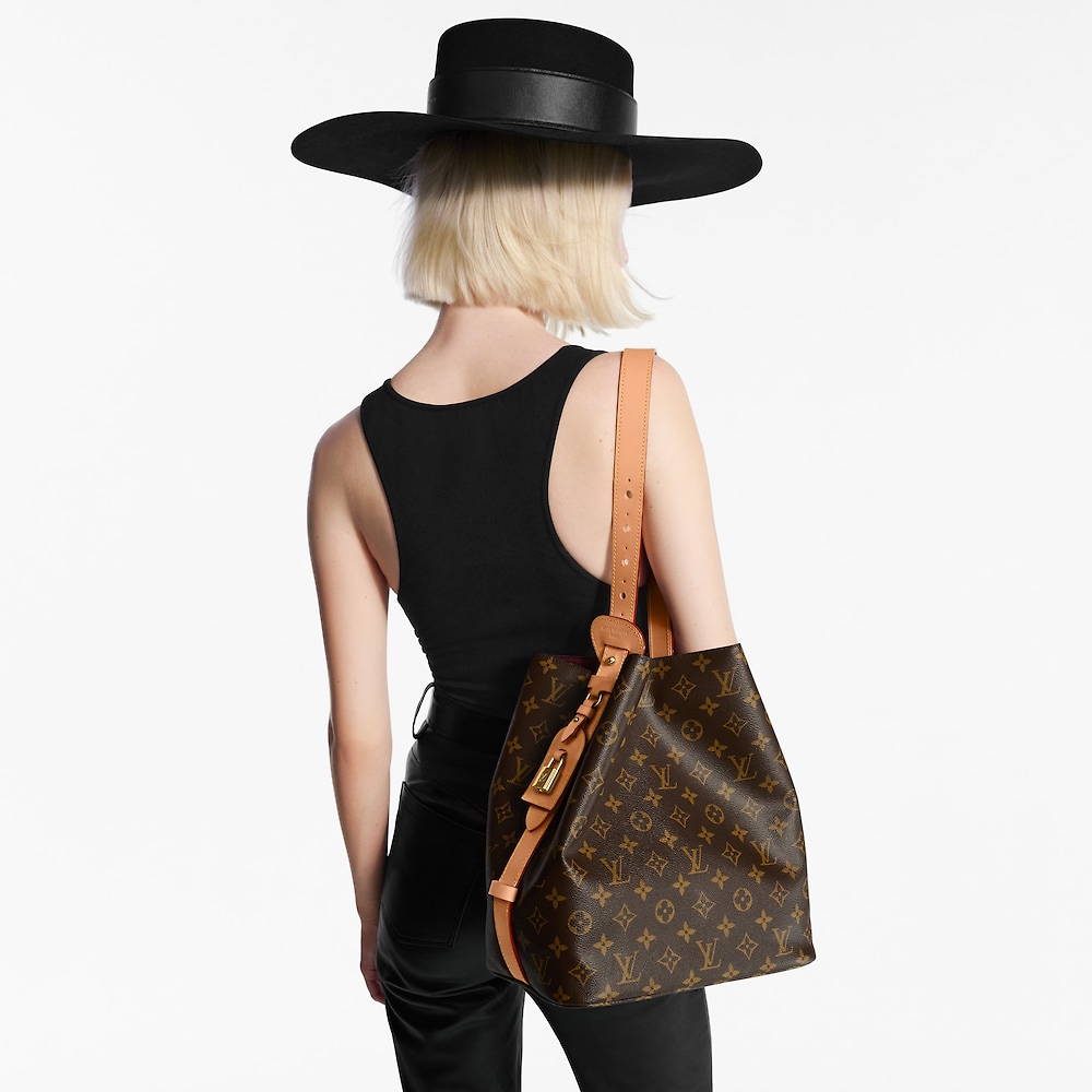 Louis Vuitton ALL IN Large Bag M12926