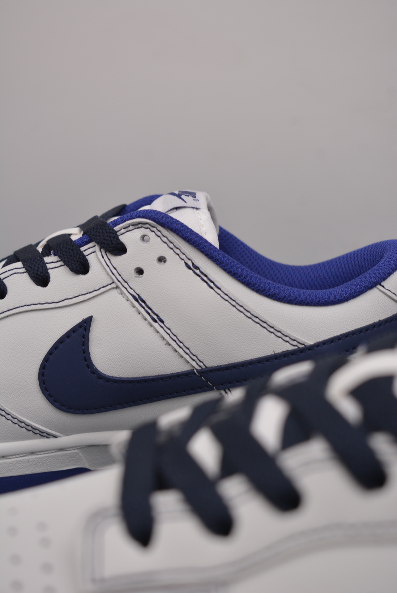 Nike By You SB Dunk Low Retro SP Off-White Dark Blue DD1503-119