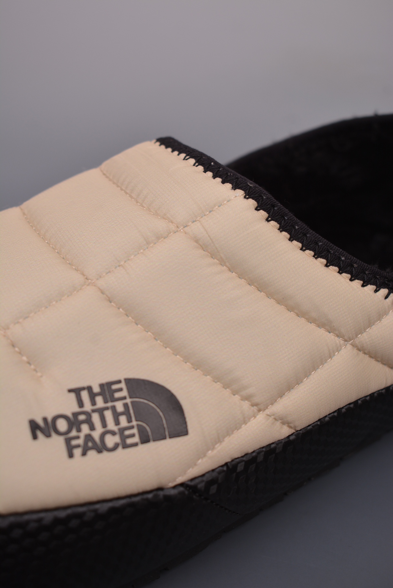 The North Face THERMOBALL™ TRACTION MULE V sneakers NFOA3UZN-VJU