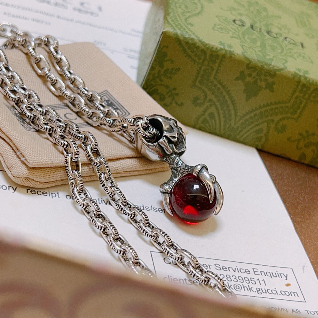 Gucci Anger Forest Series Red Agate Chain Necklace
