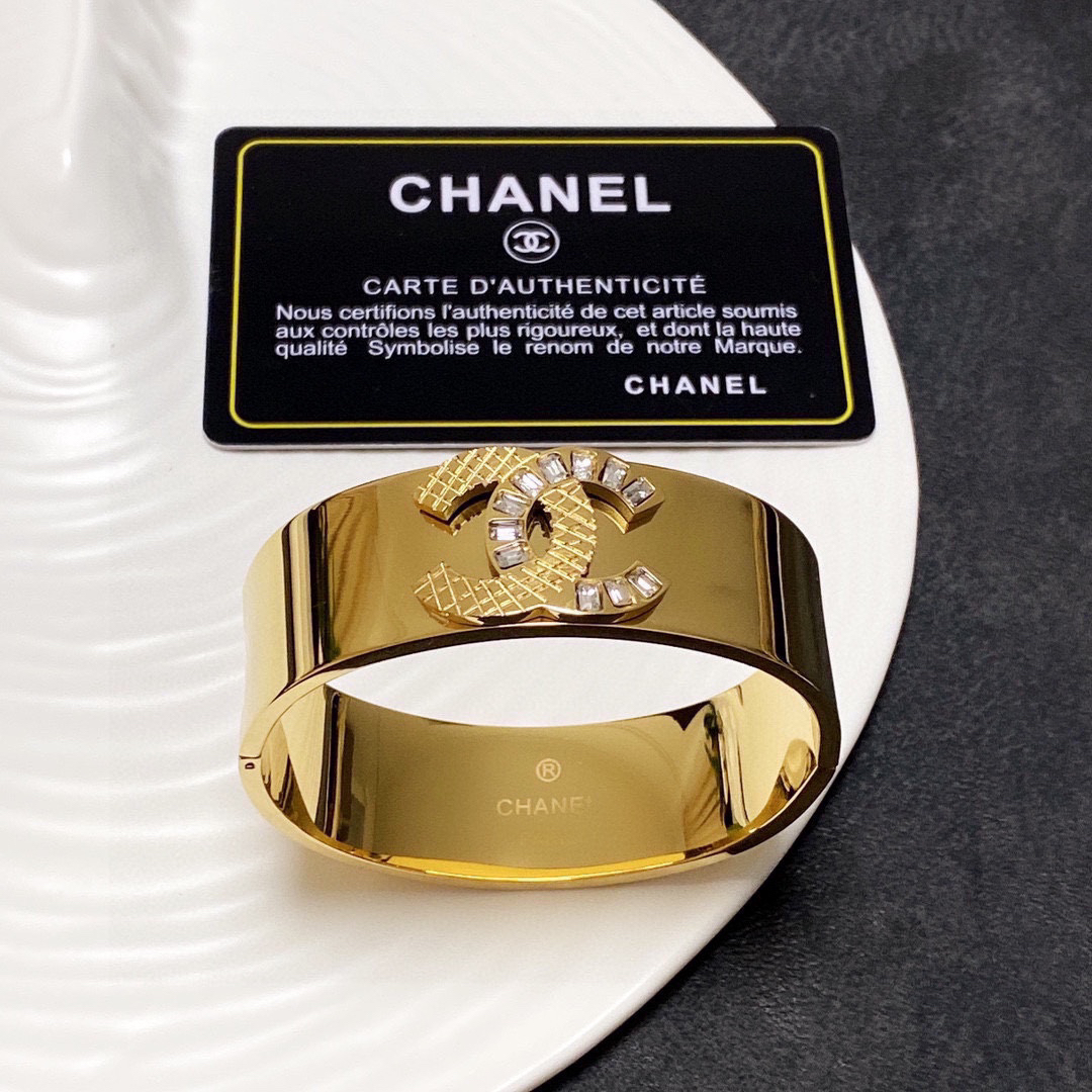 Chanel wide micro diamond bracelet