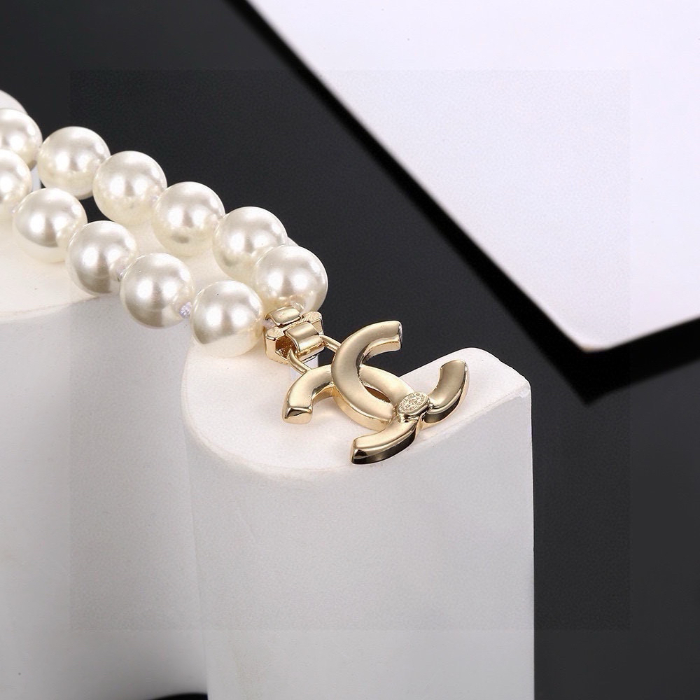 Chanel new pearl necklace