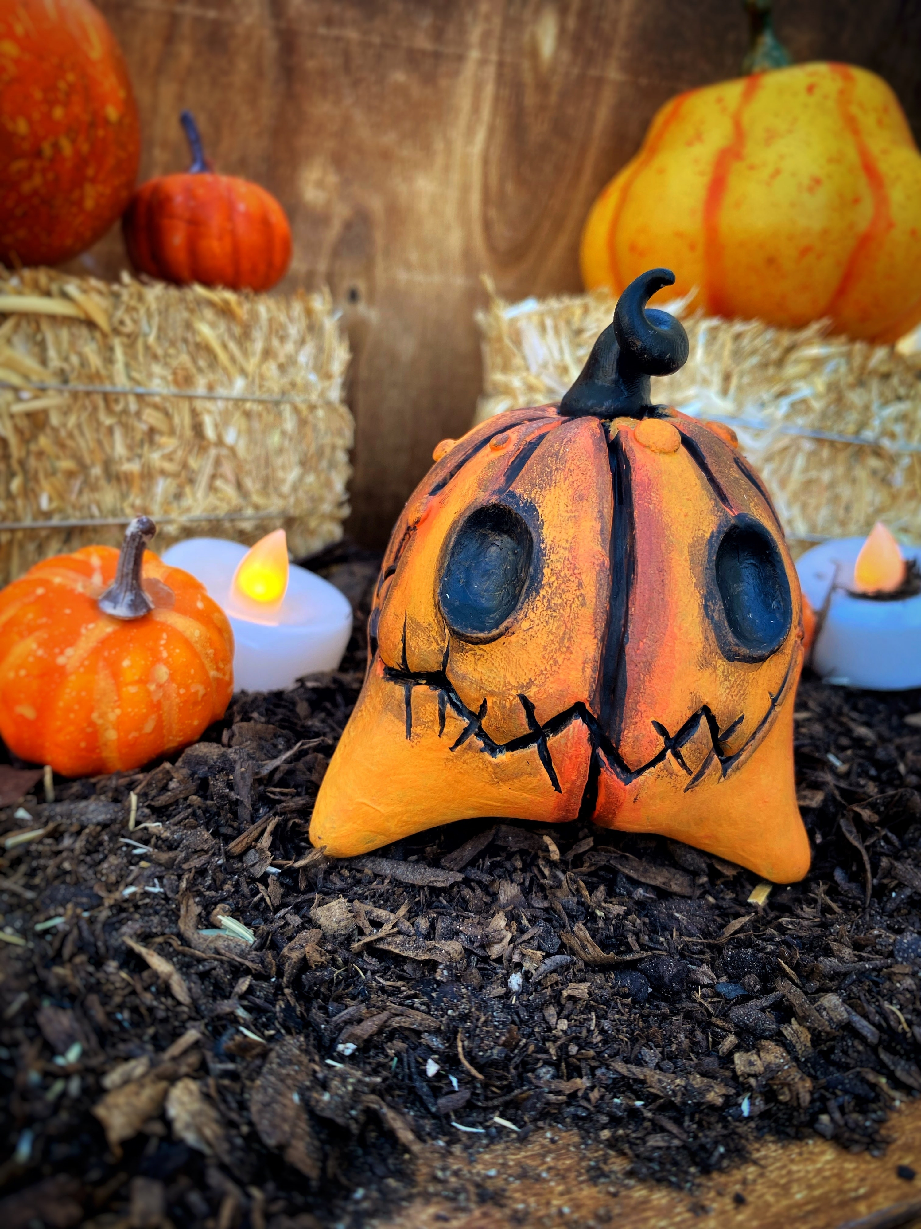 💥Daily Sales of 1000+🔥Puppy Pumpkin 🎃 Sculpture
