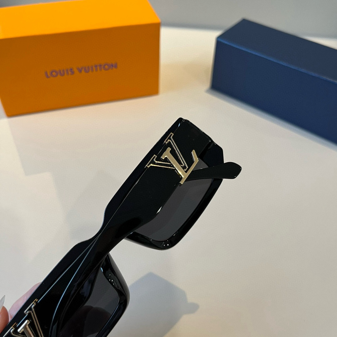 Louis Vuitton Square Frame Sunglasses