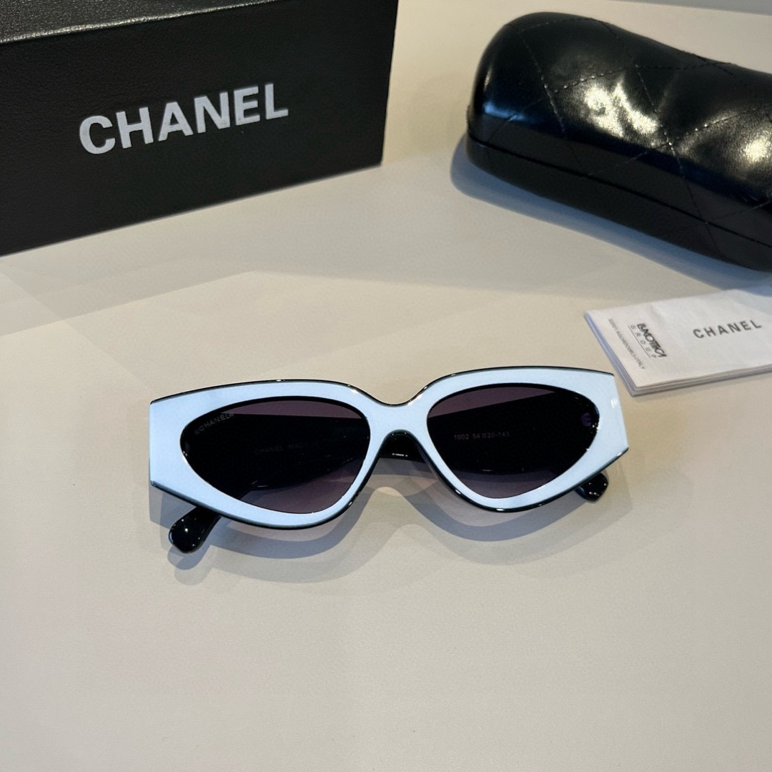 Chanel round frame sunglasses