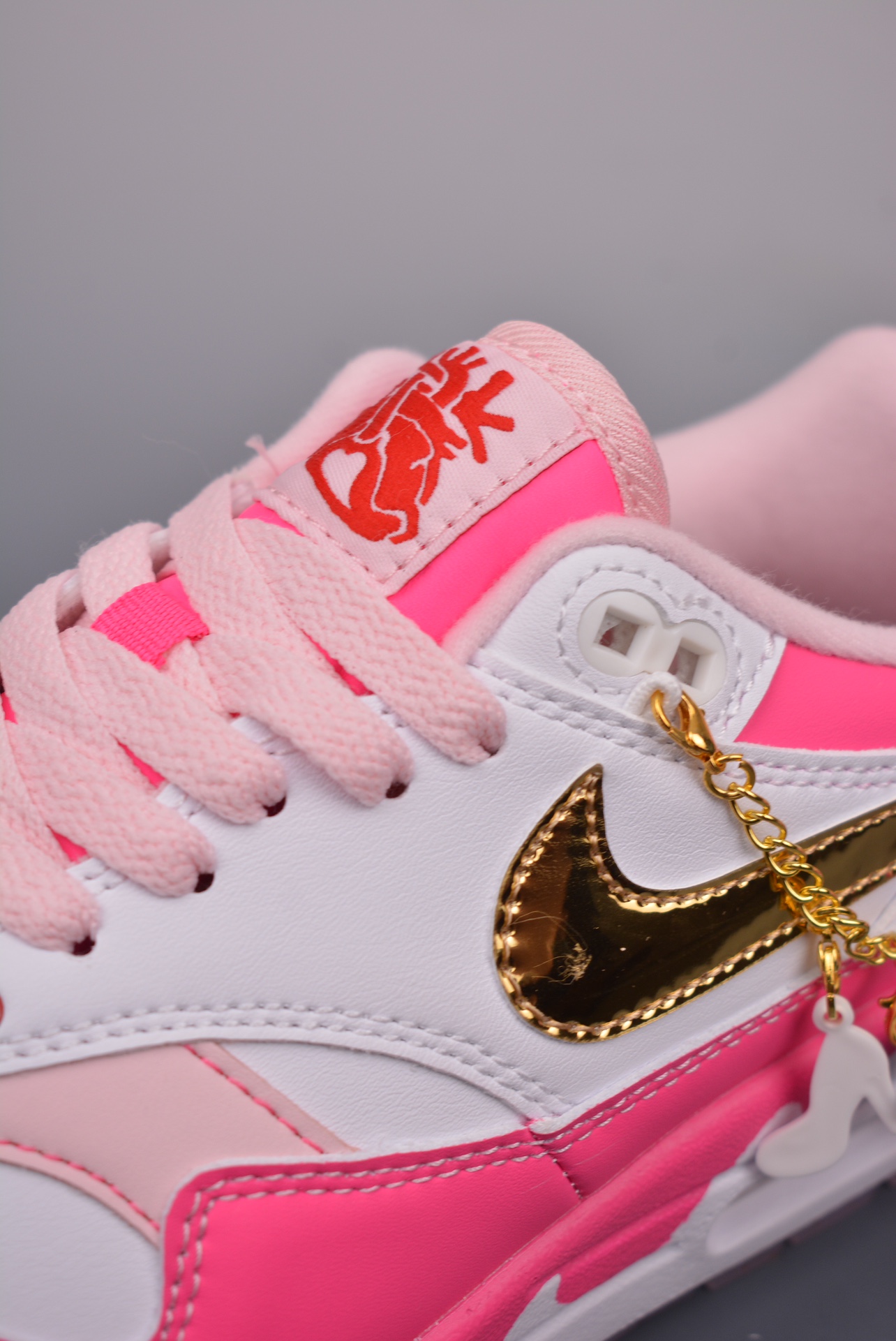 Doernbecher Freestyle x Nike Air Max 1 '86 Hailey Pink and White FZ3021-919