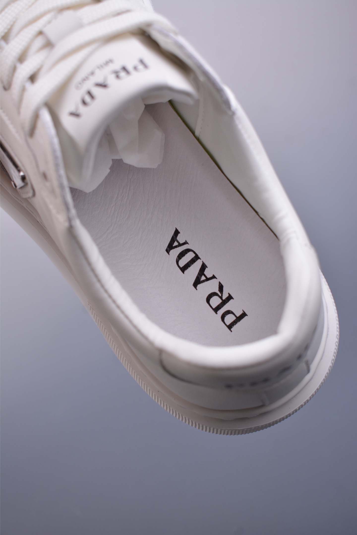 Prada PRAX 01 Triangle Logo Leather Sneakers Triangle Series Sports Shoes White 3D968M