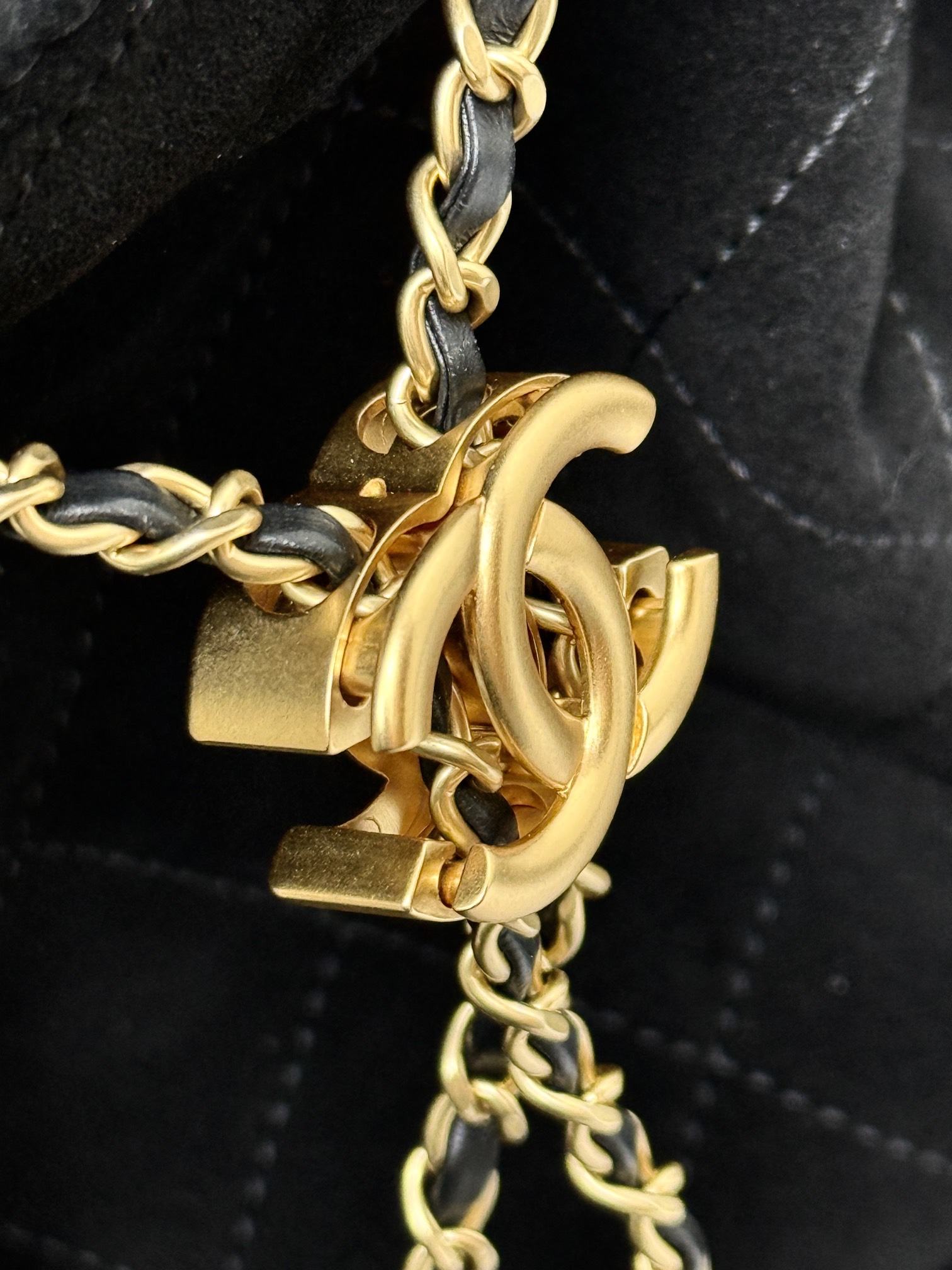 Chanel 25c HOBO Bag 99442