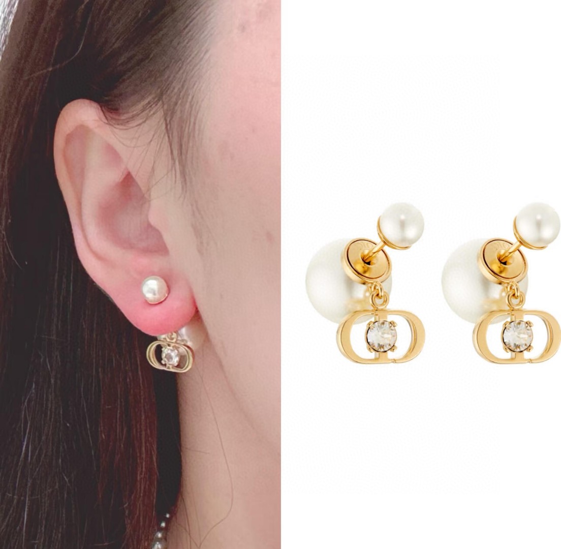 Dior Pearl Earrings