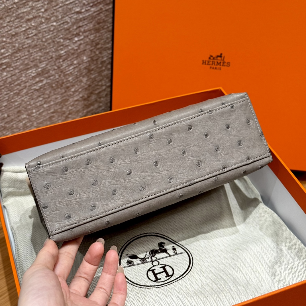 Hermès Kelly Pochette 18Gris tourterlle handbag (handmade to order)