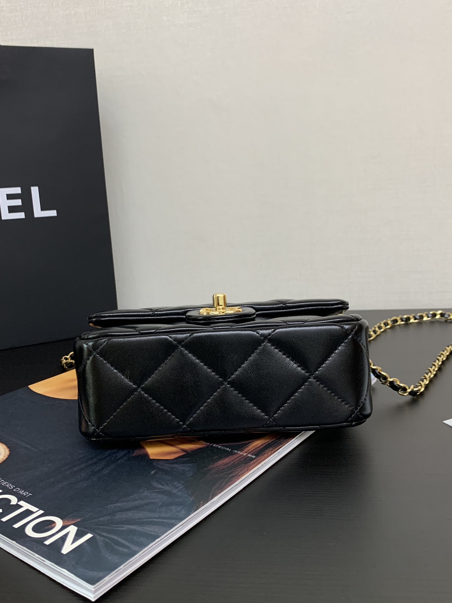Chanel 24B Autumn Winter Series Chain Bag 99400