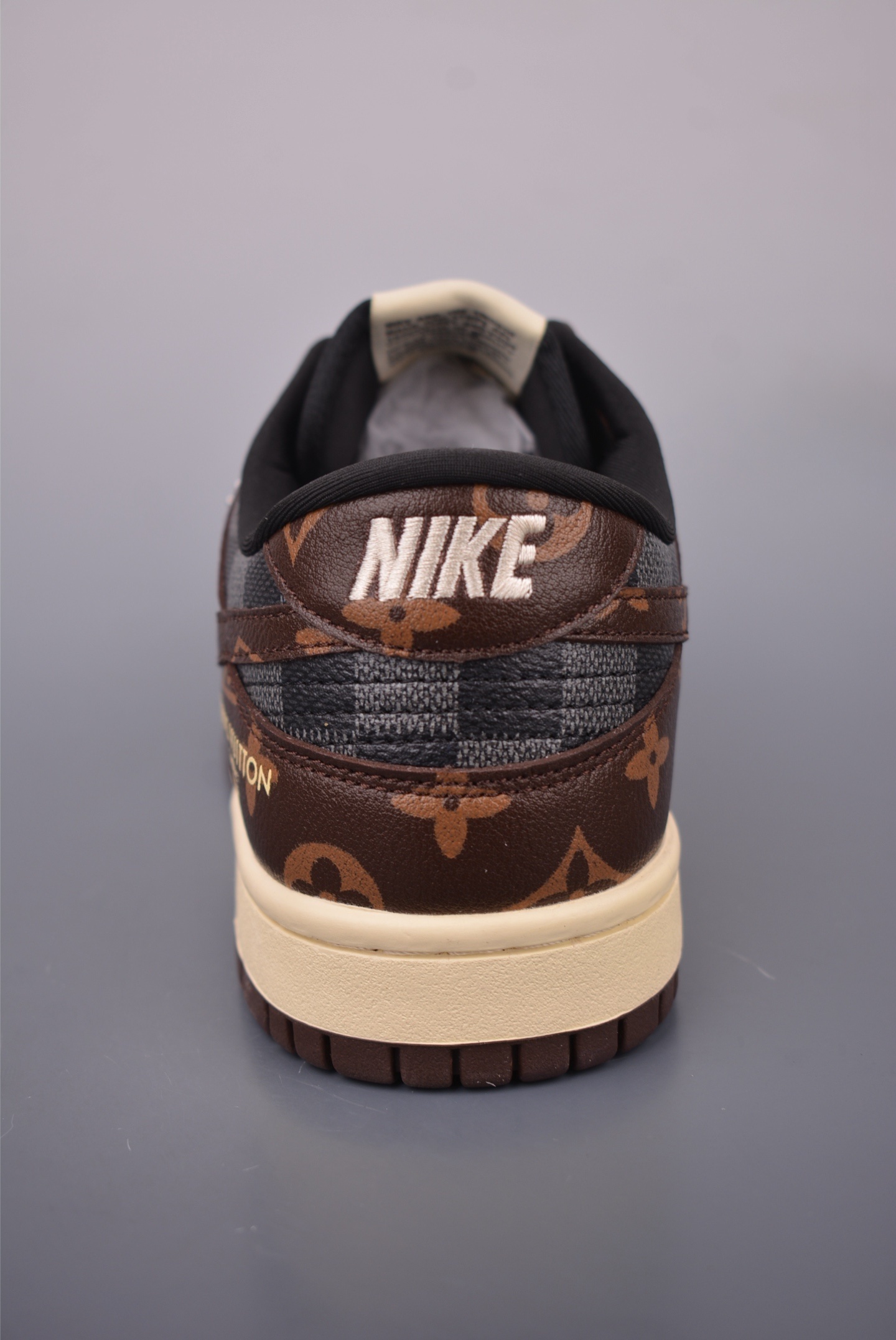 LV x Nike SB Dunk Low 