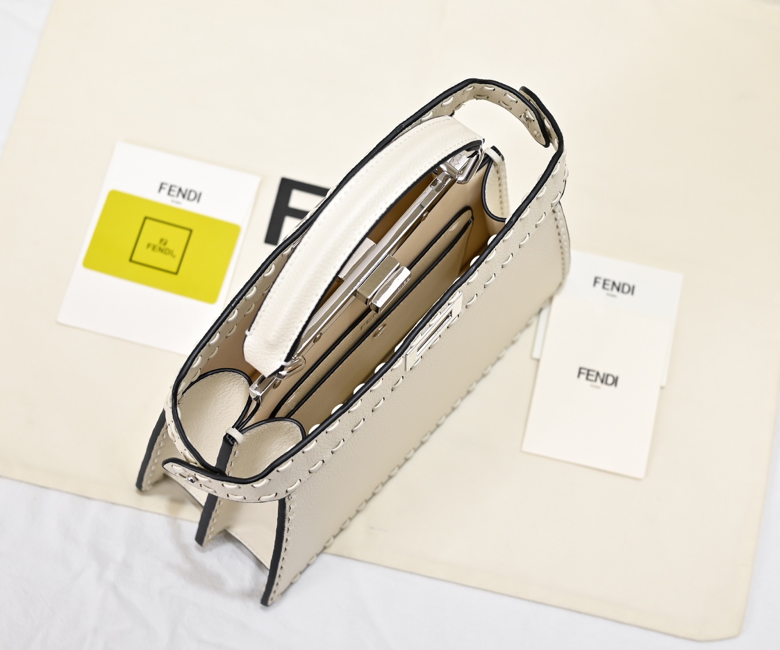FENDI ekalboo macaron hand-sewn kitten bag 3361