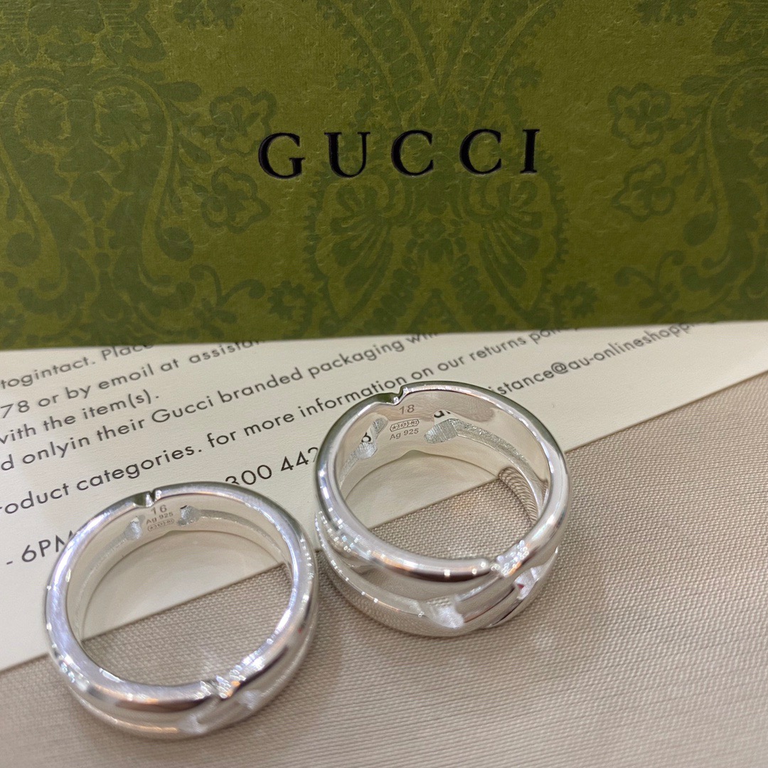 Gucci Interlocking G Ring