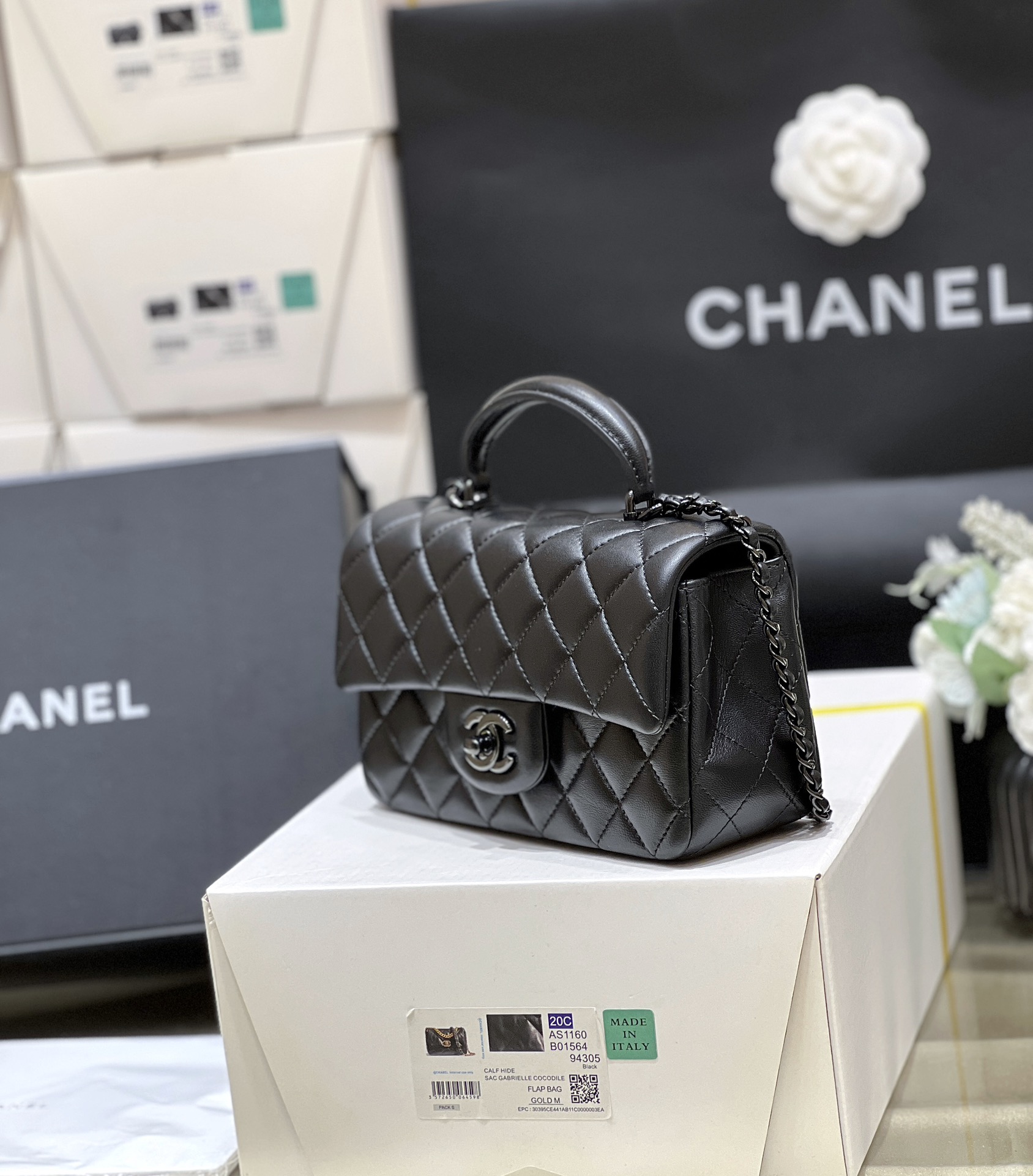 Chanel cf mini handle so black AS2431