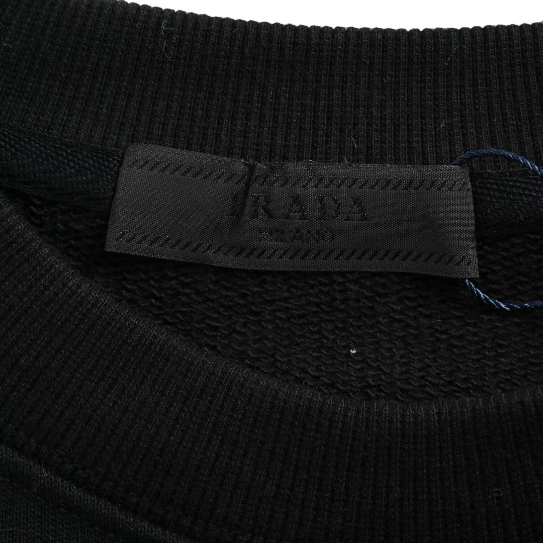 Prada 24Fw obscure toothbrush logo crewneck sweatshirt