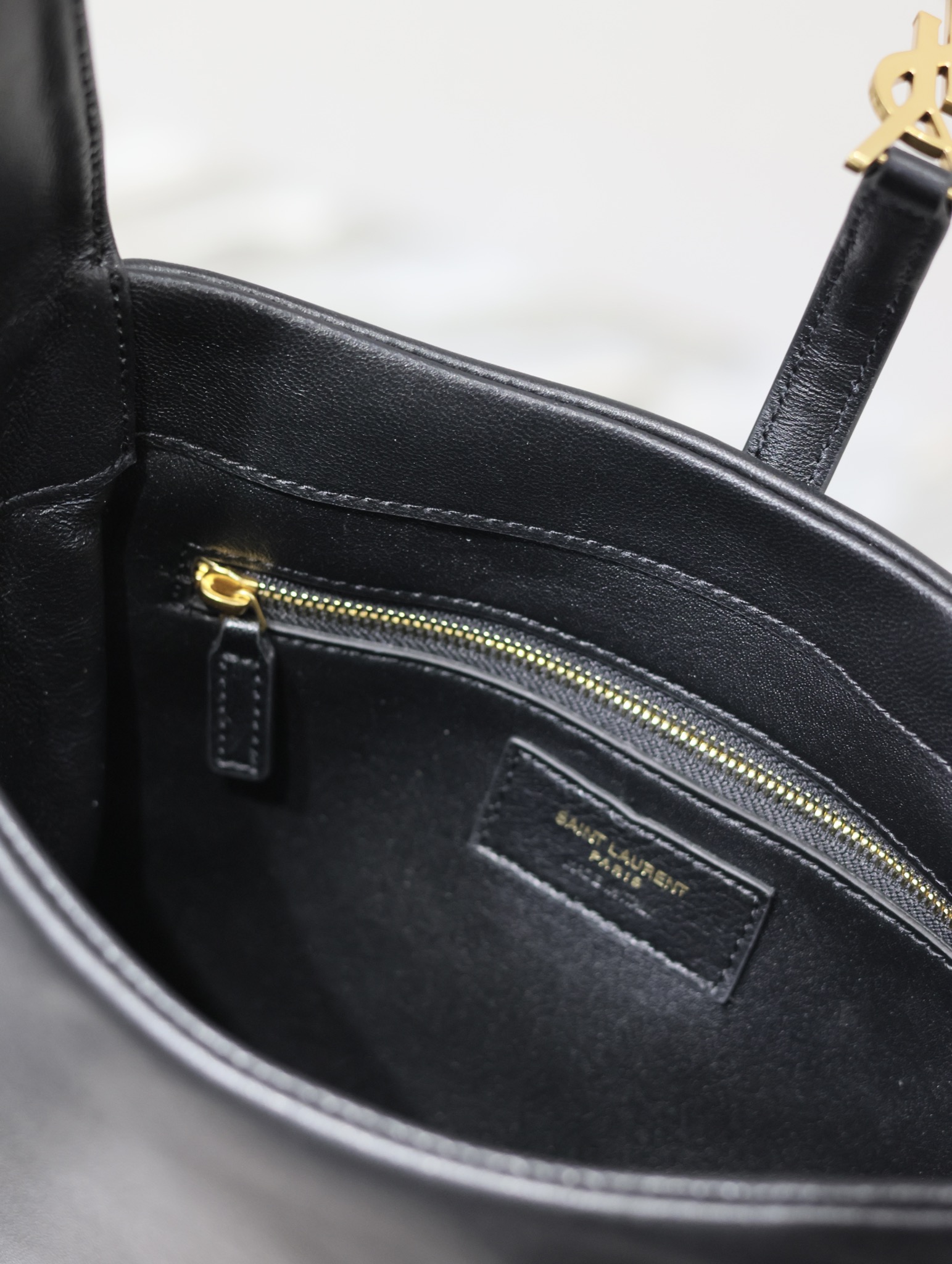 Yves Saint Laurent LE 5A7 Underarm Bag 713938