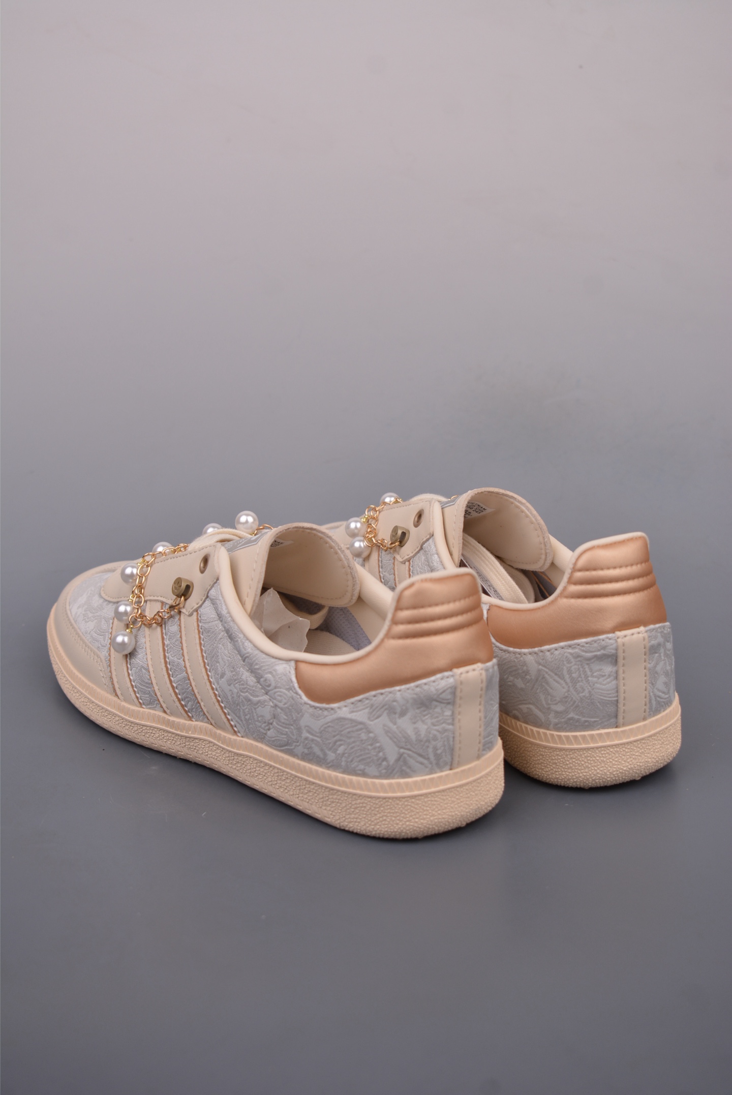 Adidas Originals Samba OG sneakers Khaki Pearl Necklace Silk JQ2616