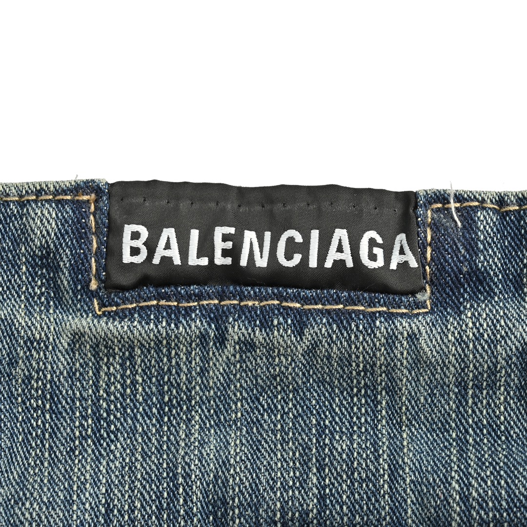 Balenciaga 24Fw multi-pocket denim quilted coat