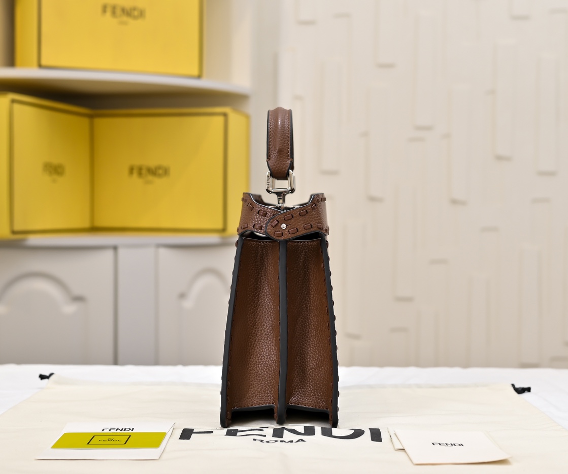 FENDI ekalboo macaron hand-sewn kitten bag 3361