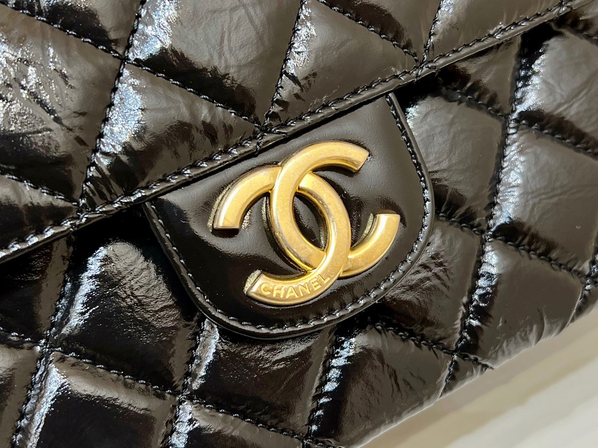 Chanel 23P Spring/Summer Collection Golden Ball Hobo Hippie Bag 3690