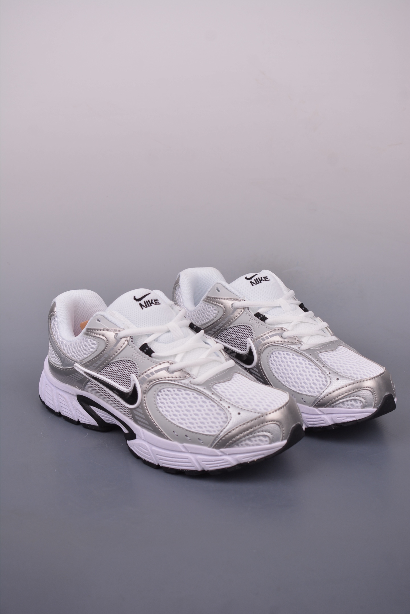 Nike V5 RNR 