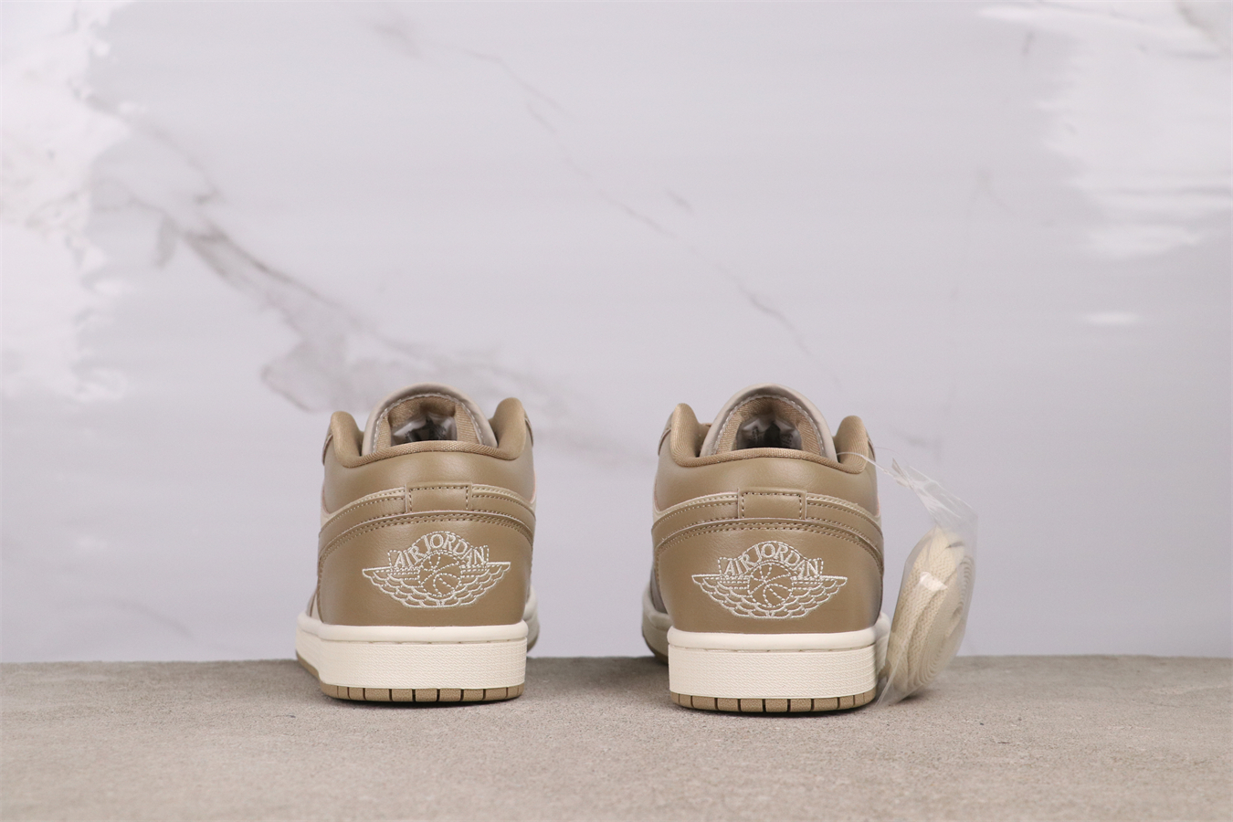 Air Jordan 1 Low'Rattan' DC0774-203