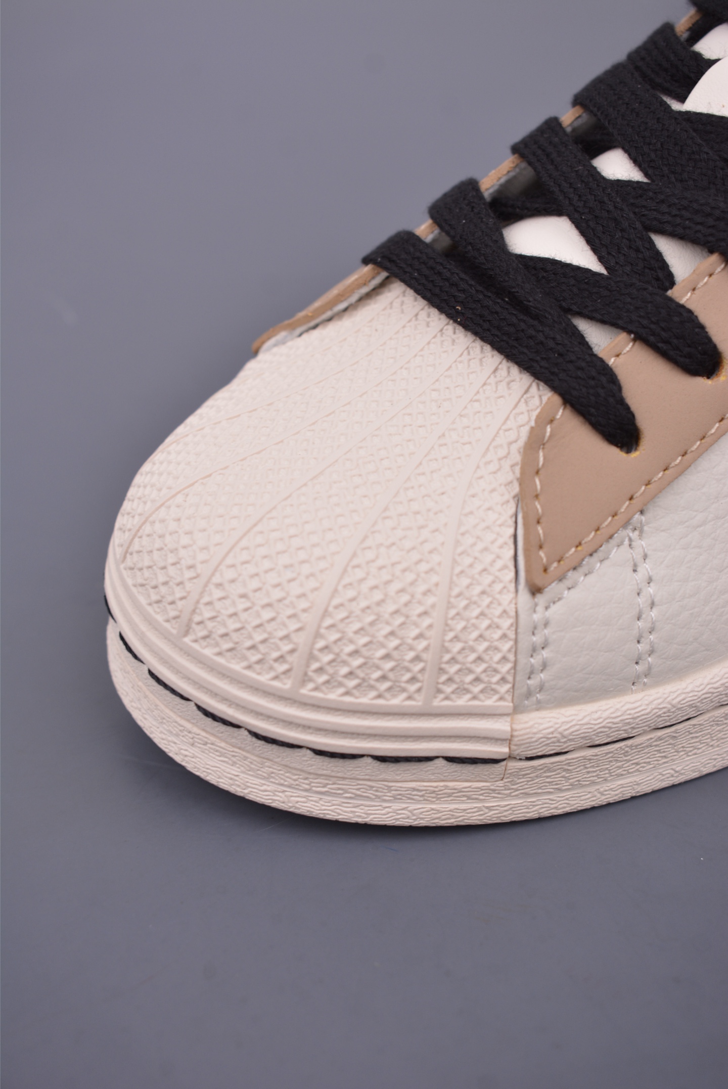 Supreme x Adidas Originals Superstar sneakers Coffee, White and Black SD6801