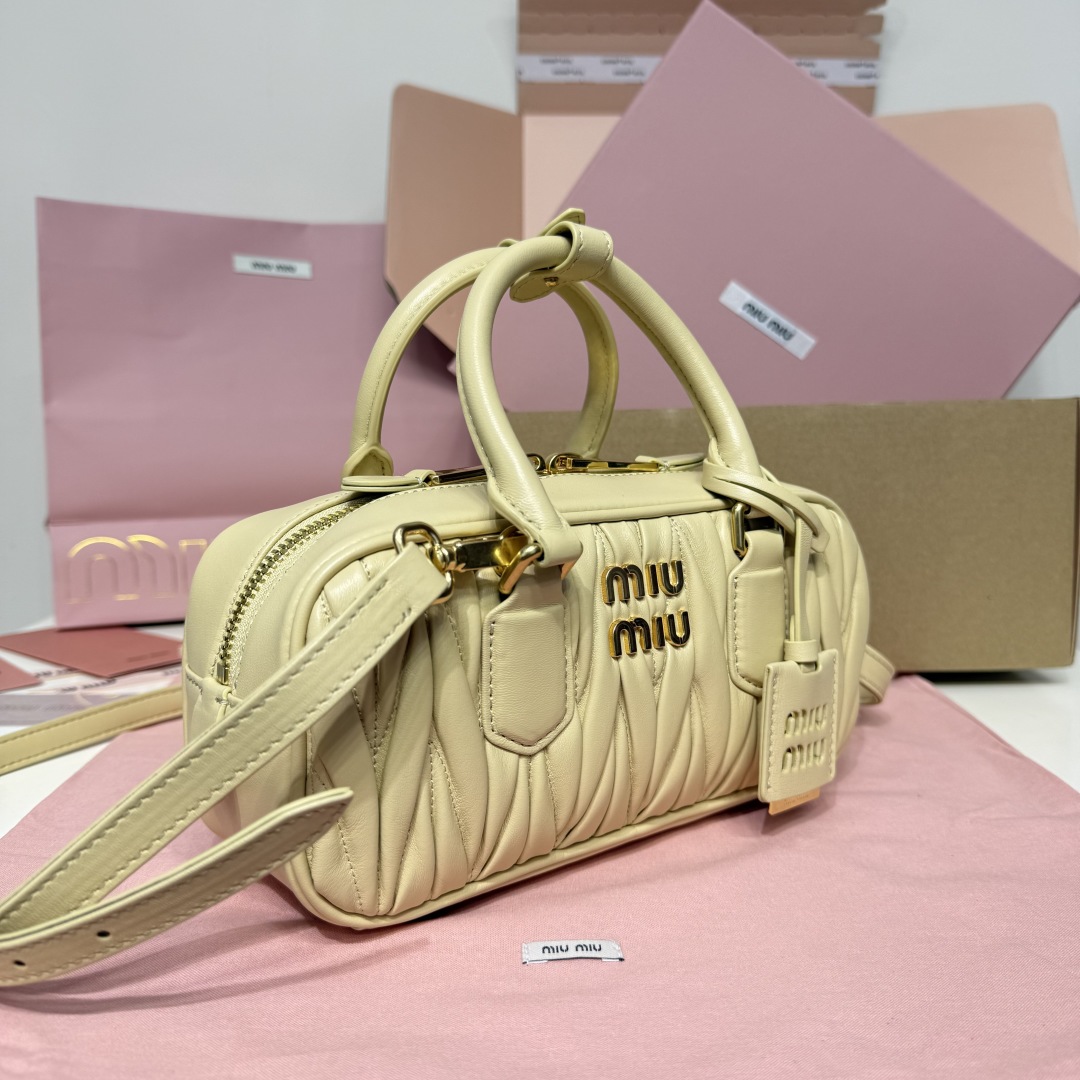 Miu Miu new bowling bag 5BB142