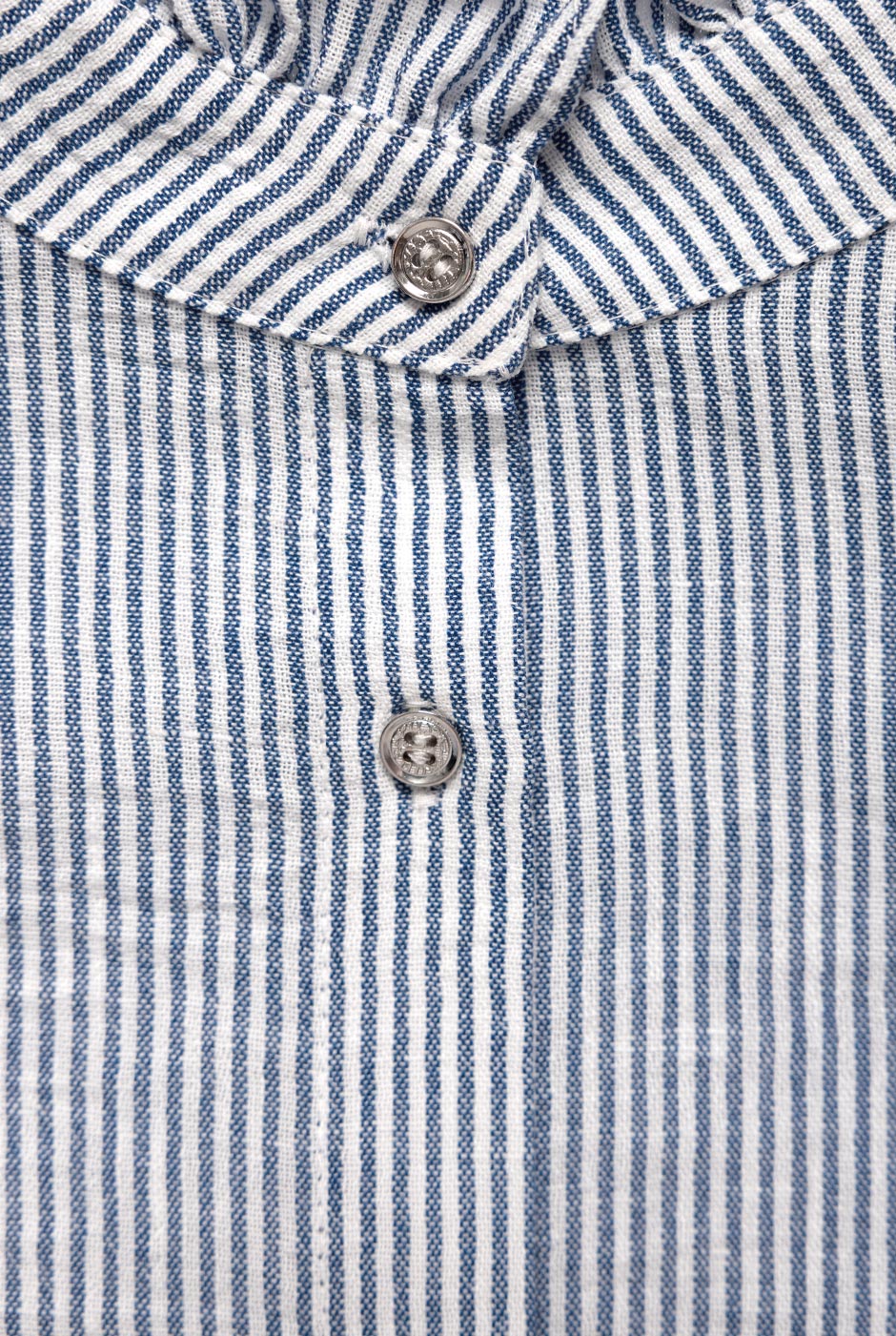 Blusa rayada de botones frontales