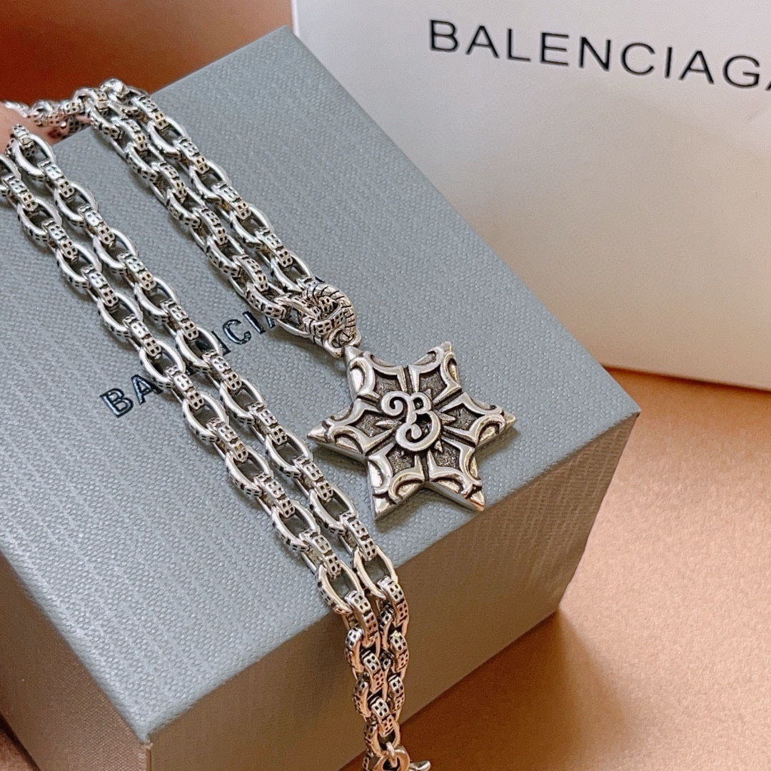 Balenciaga Hexagonal Star Chain Vintage Necklace