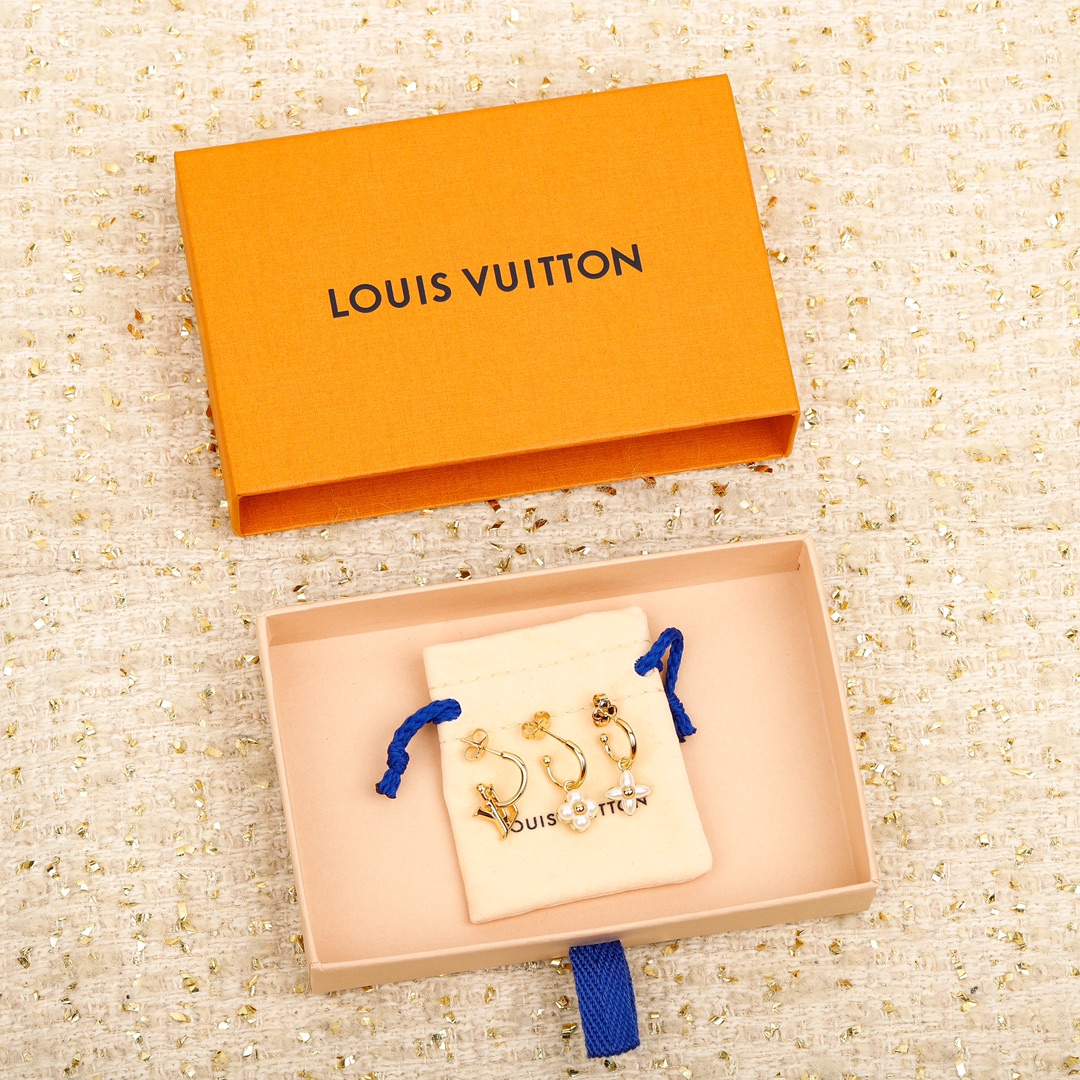 Louis Vuitton Small Flower Three-piece Earring Set