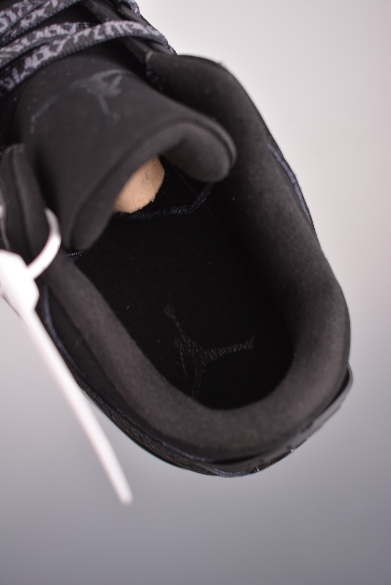 Air Jordan 3 Retro OGBlack Cat 136064-002