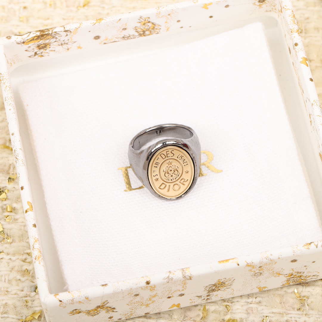 Dior Pentagram Ring