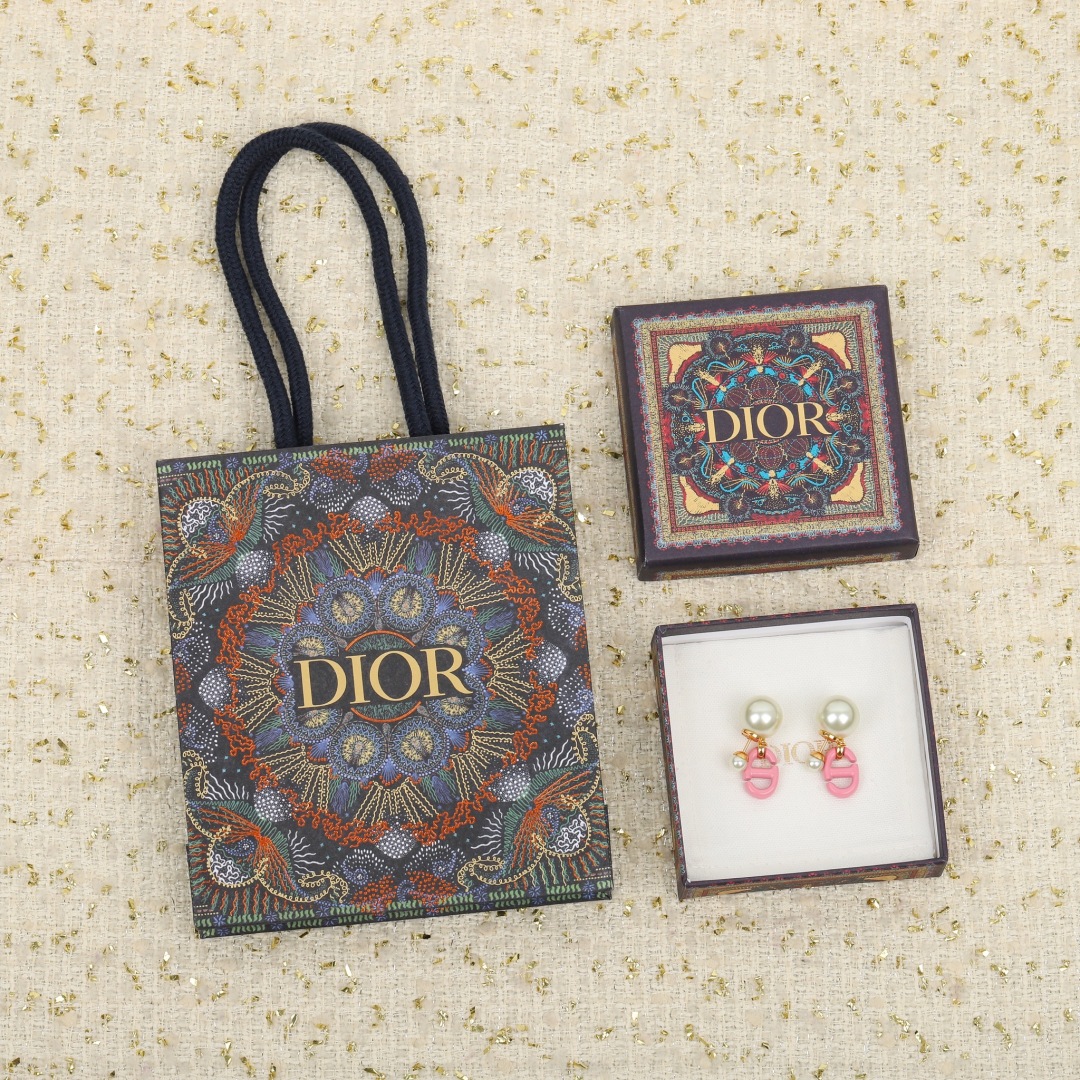 Dior Pearl Letter Earrings