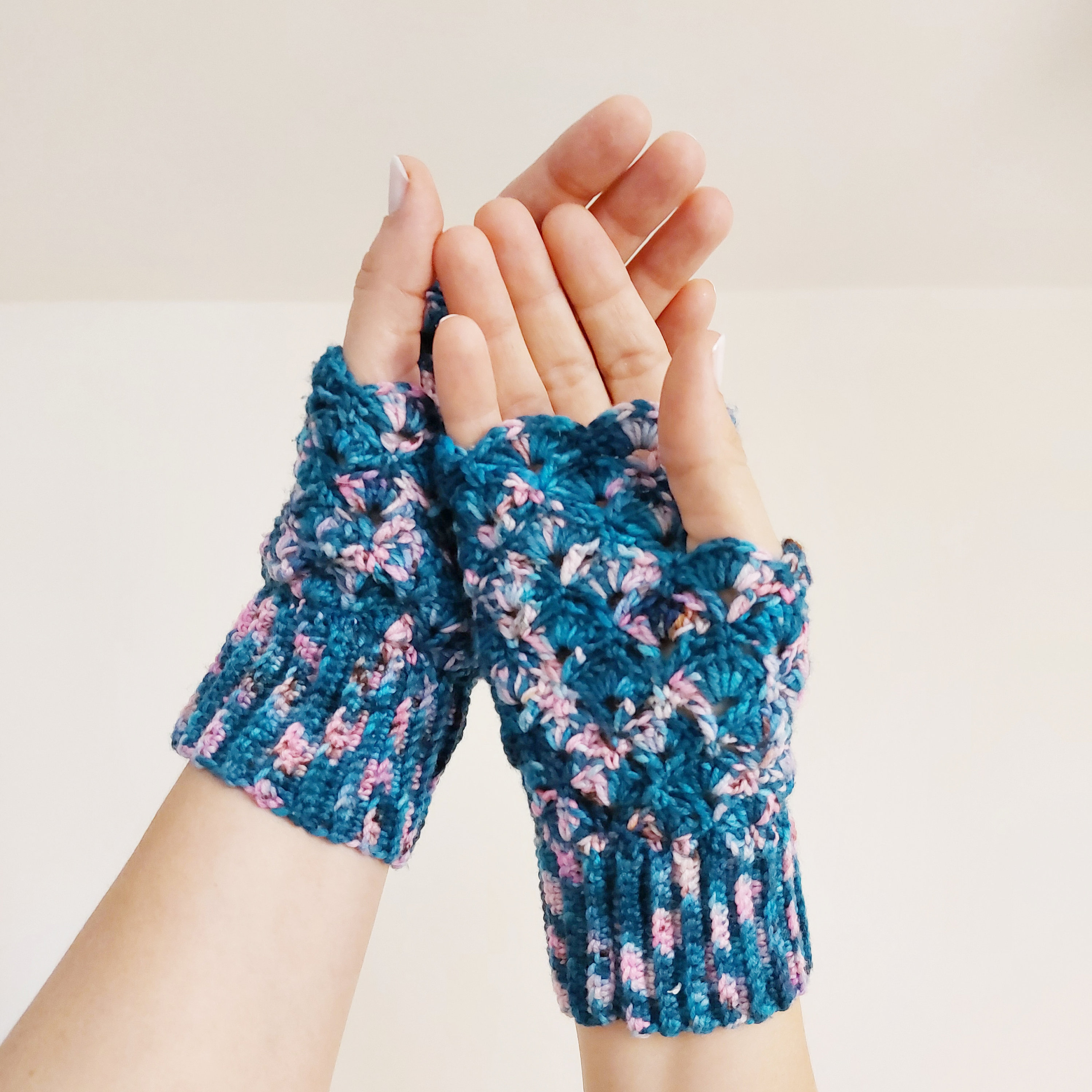 🎄CHRISTMAS ON SALE🔥Hand Knitted Premium Wool Cozy Fingerless Gloves