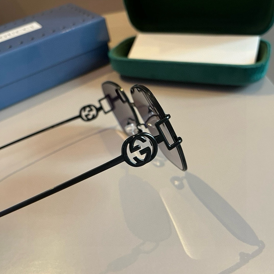 Gucci Square Frame Sunglasses