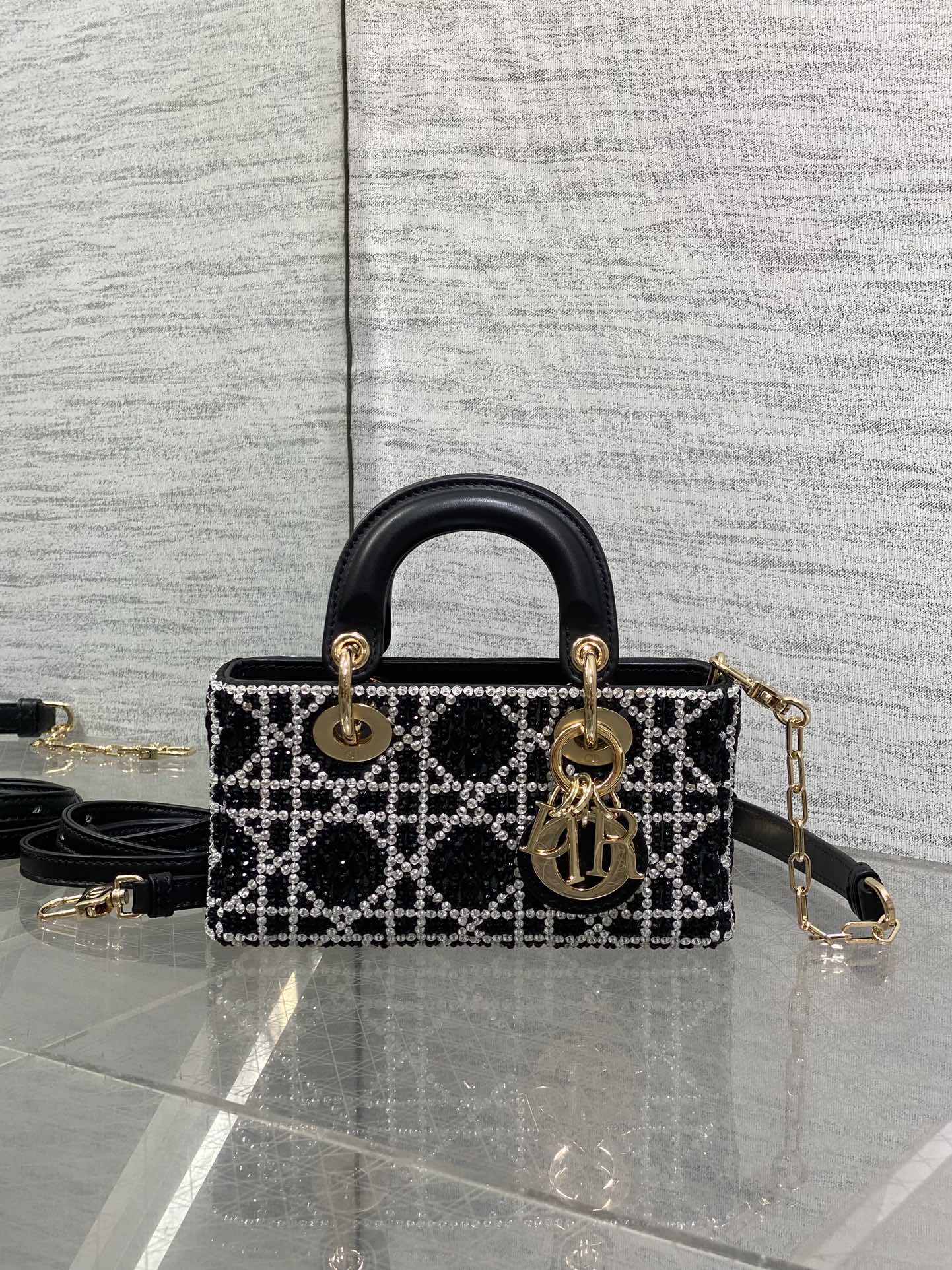 Dior Lady Limited Edition Heavy Beads Horizontal Version Princess Diana Bag