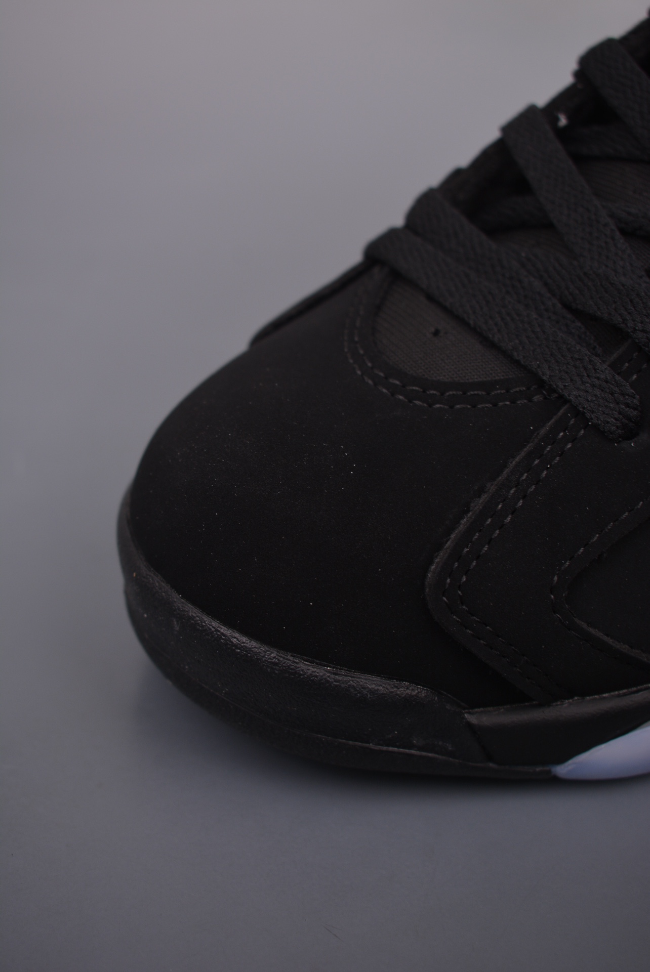 Air Jordan Retro 6 Metallic Silver DX2836-001
