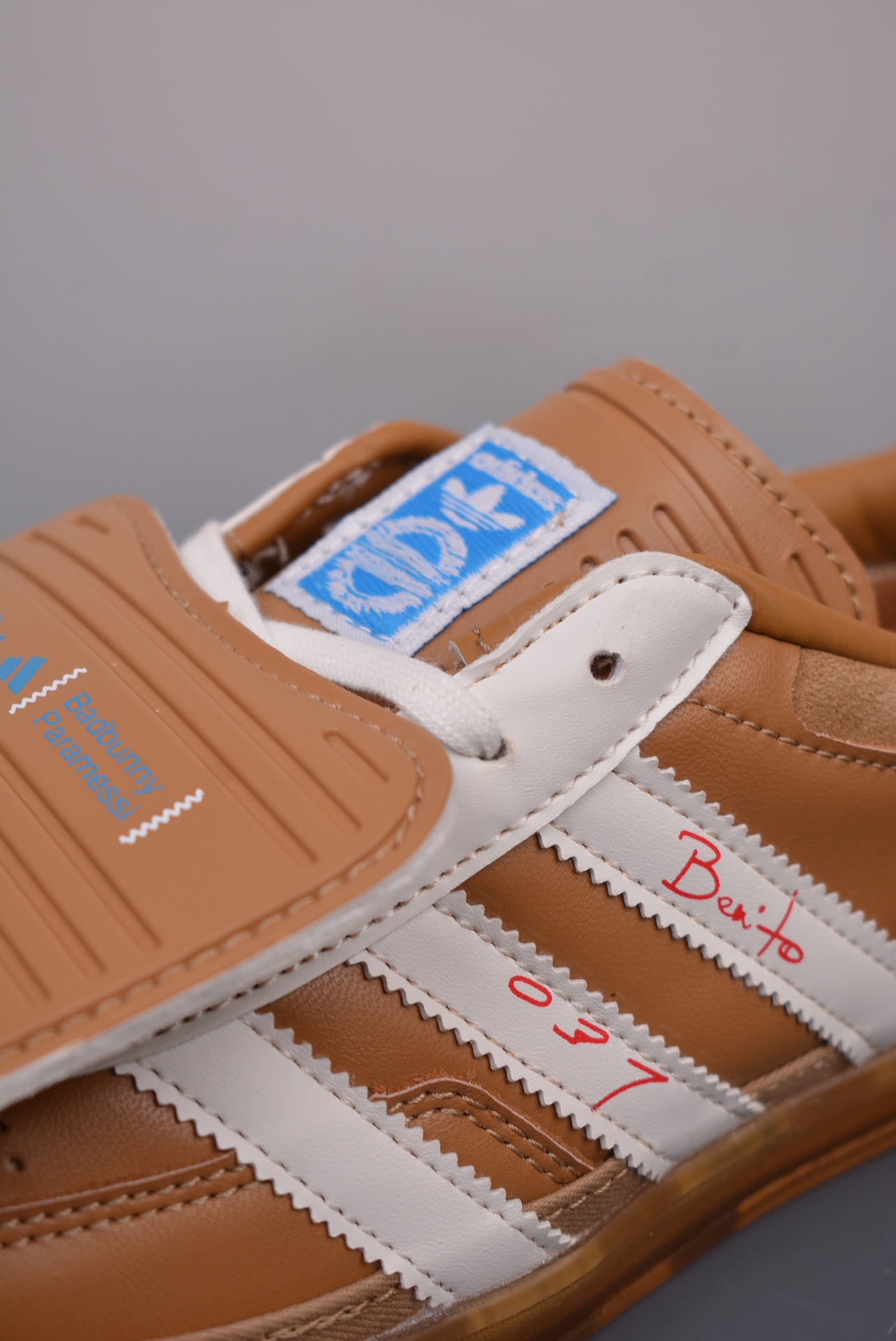 adidas Originals Gazelle INdoor Brown JR0182