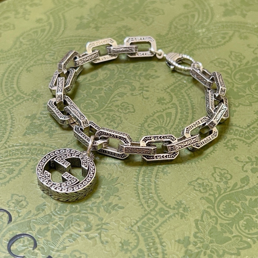 Gucci GG Square Chain Vintage Bracelet