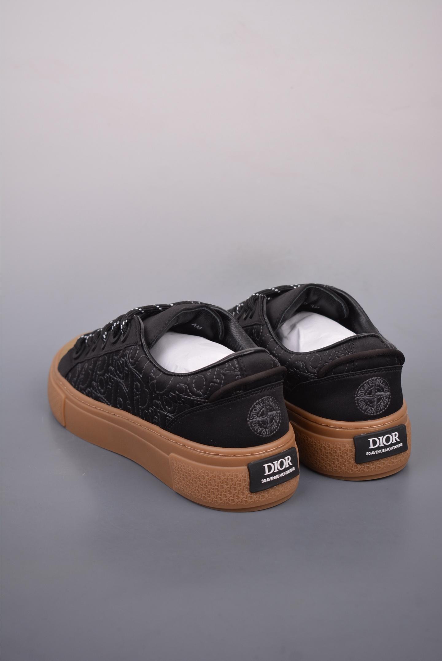 Stone Island x Dior B33 Low Top Sneakers black 3SN303ZAM_H900